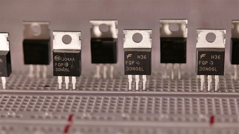 fornecedor de transistores e semicondutores discretos